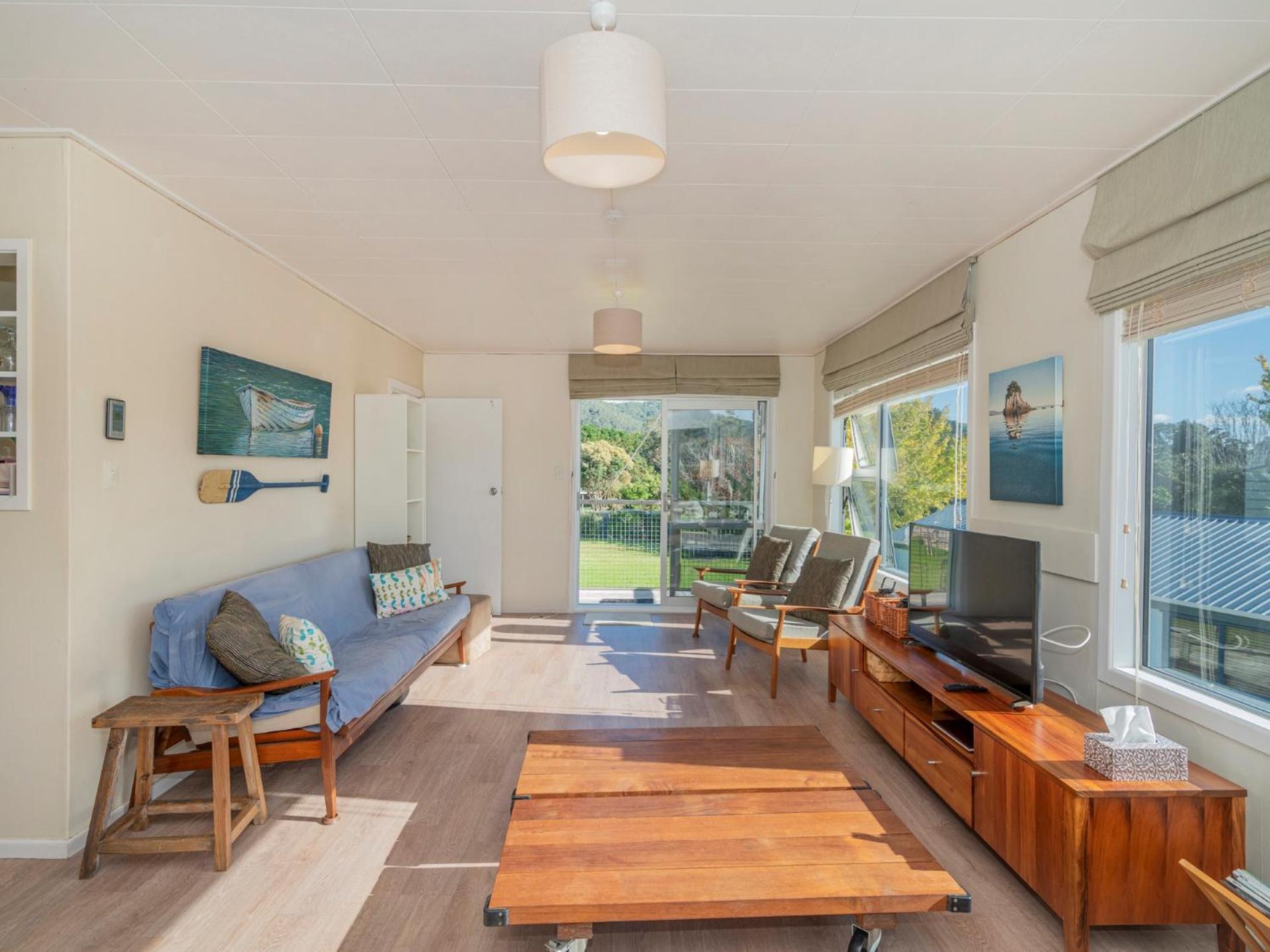 Hahei Kiwi Bach - Hahei Holiday Home エクステリア 写真