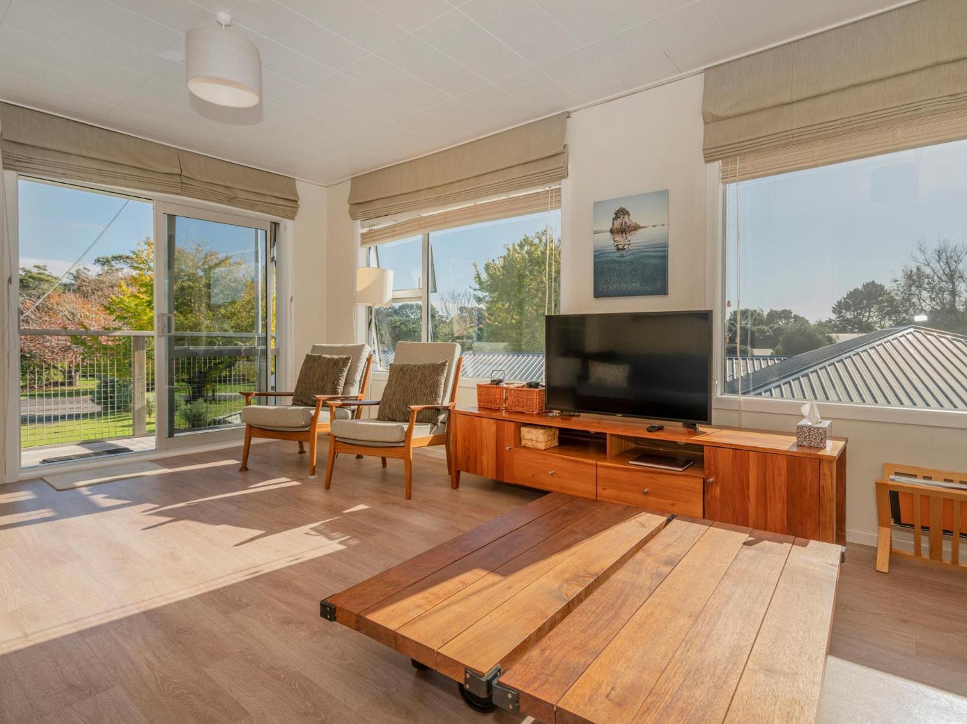Hahei Kiwi Bach - Hahei Holiday Home エクステリア 写真