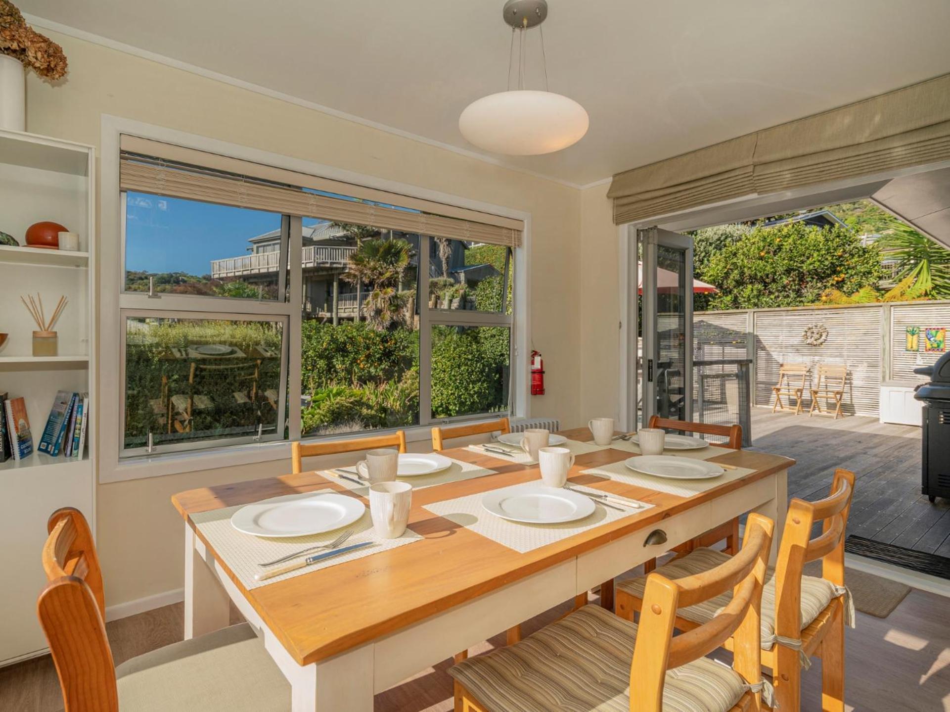 Hahei Kiwi Bach - Hahei Holiday Home エクステリア 写真