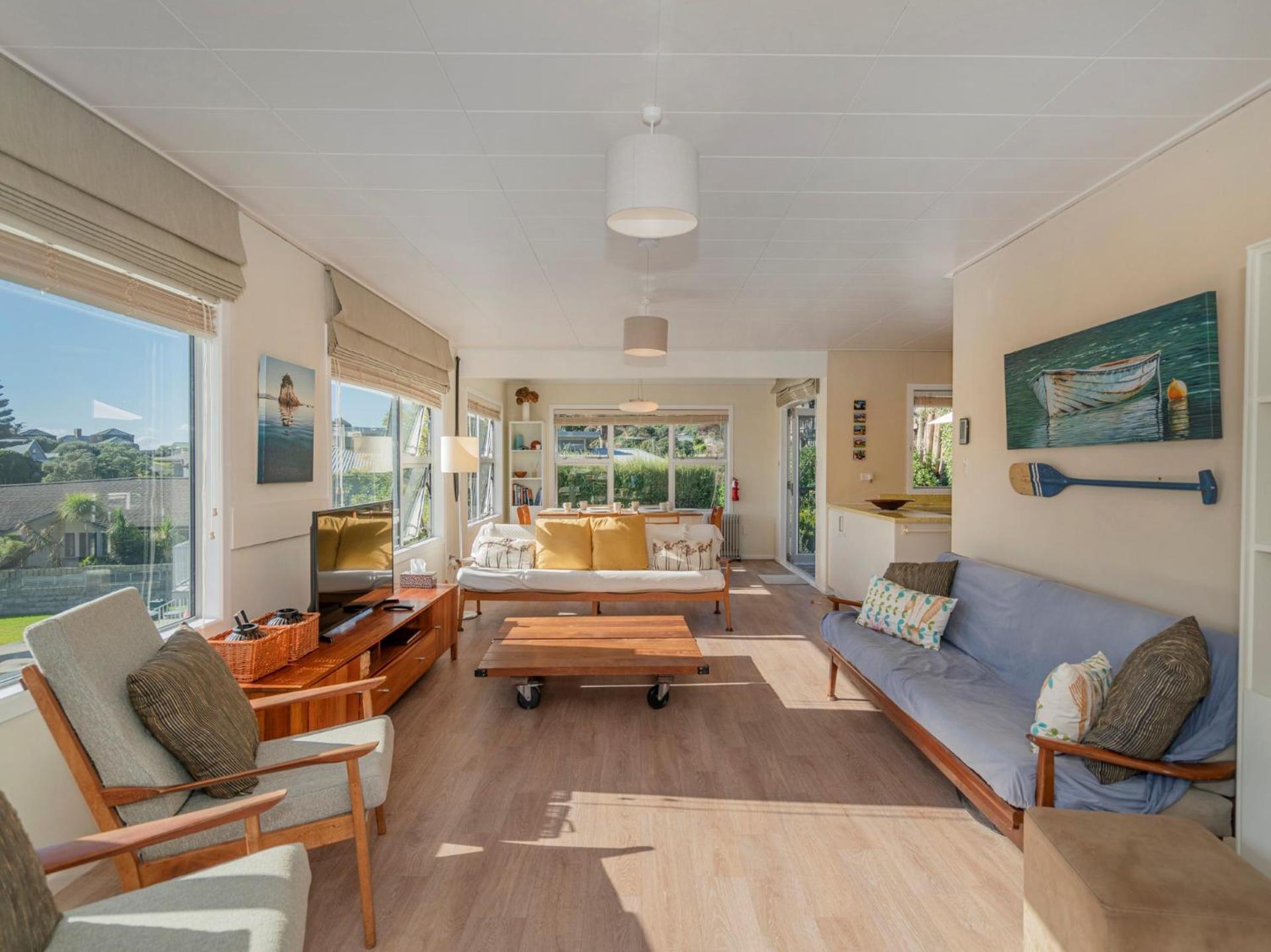 Hahei Kiwi Bach - Hahei Holiday Home エクステリア 写真