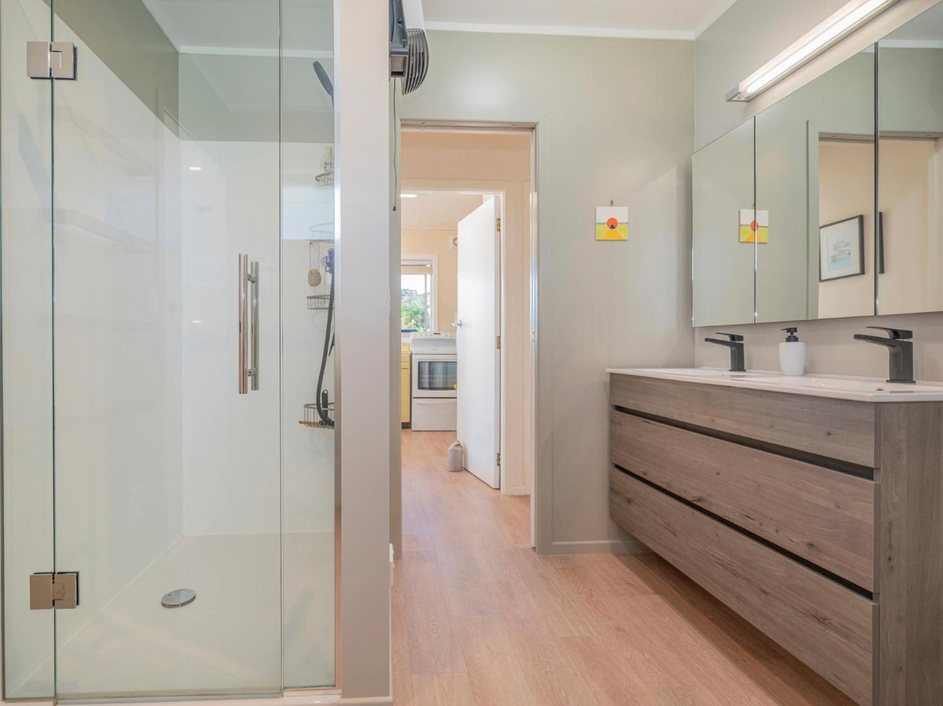 Hahei Kiwi Bach - Hahei Holiday Home エクステリア 写真