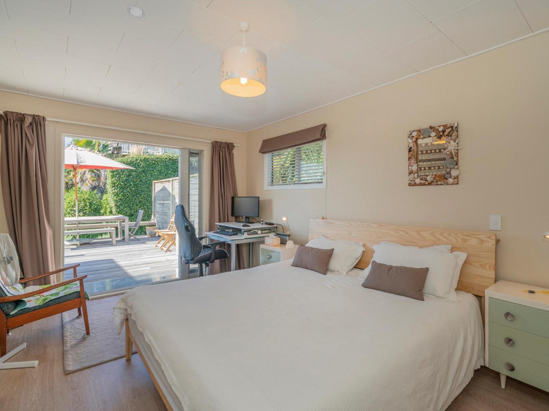 Hahei Kiwi Bach - Hahei Holiday Home エクステリア 写真